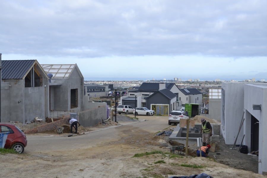  Bedroom Property for Sale in Mzuri Estate Western Cape